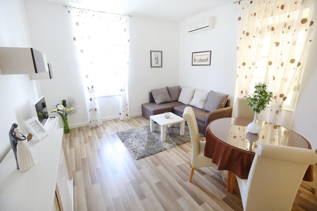 Bay View Apartment Zadar Exterior photo